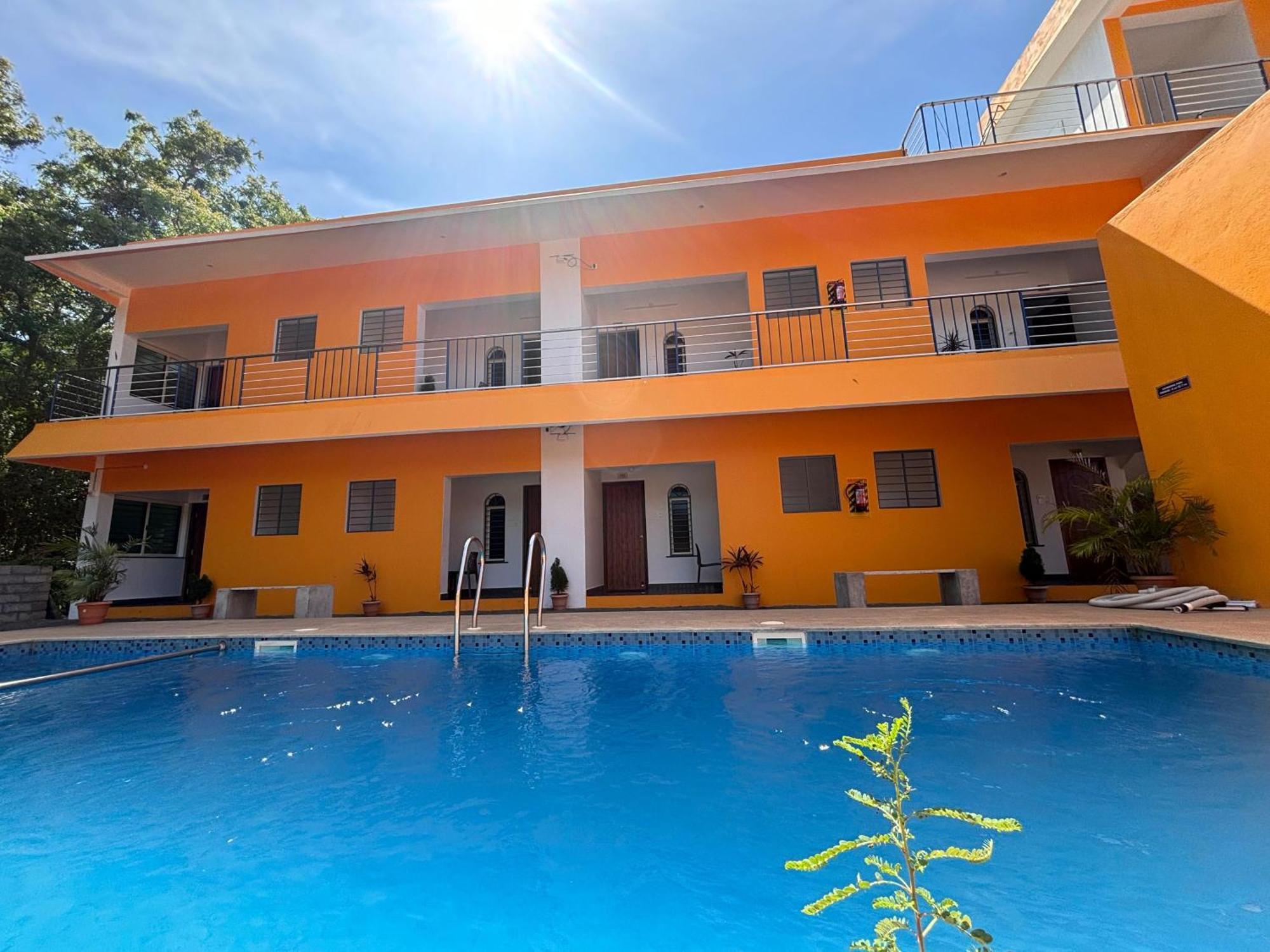 De' Capital Hotel Pondicherry Exterior foto